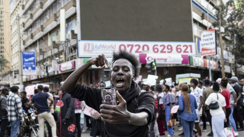 Kenya: la jeunesse, &agrave; nouveau dans la rue, appelle &agrave; la gr&egrave;ve g&eacute;n&eacute;rale 