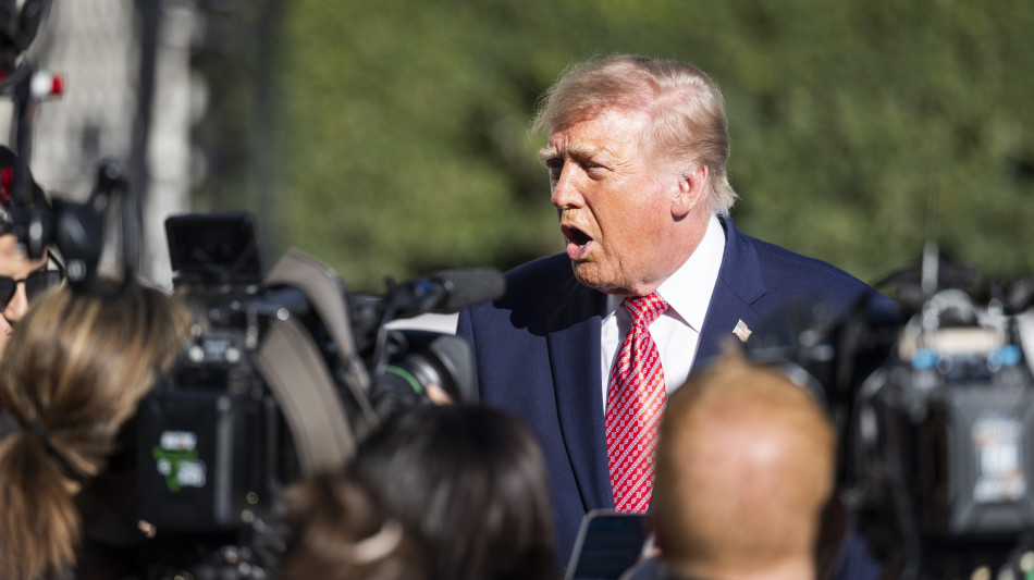  Nyt, 'Trump vuole accordo da Zelensky, ceda territori e otterr&agrave; benefici' 
