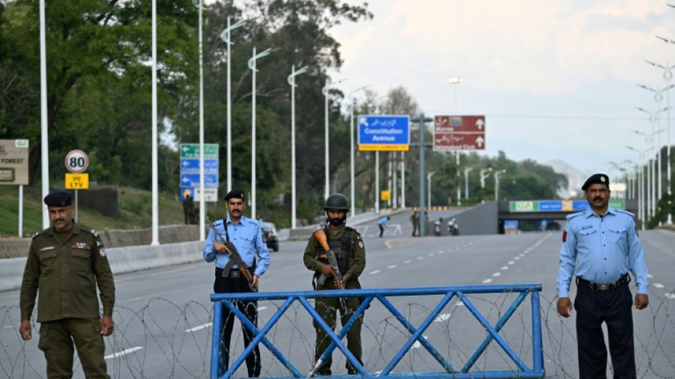  Delega&ccedil;&atilde;o iraniana chega ao Paquist&atilde;o antes das negocia&ccedil;&otilde;es com EUA 