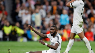 Rüdiger vai perder restante da temporada após cirurgia no joelho
