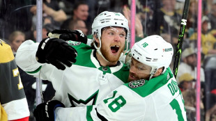 Dellandrea's goals give Stars win at Vegas in NHL playoffs
