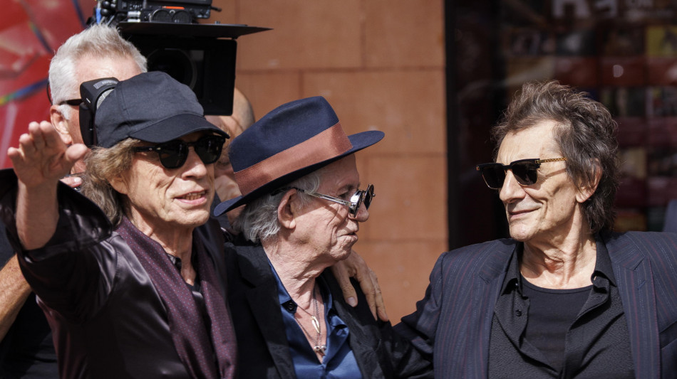  Rolling Stones come negli anni '70, band ringiovanita in video di In the Stars 