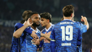 "Ein Statement": Sylla schie&szlig;t Schalke an die Tabellenspitze