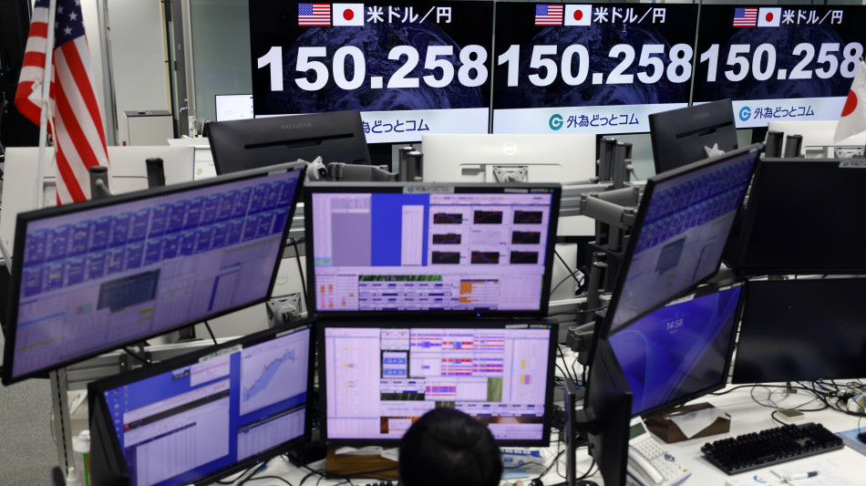 Borsa: Asia senza una direzione dopo forti rialzi, gi&ugrave; Hong Kong
