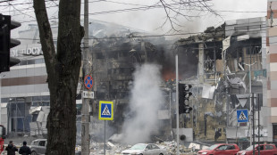 Media, 'raid russi su edificio residenziale a Rivne, 3 morti e 6 feriti