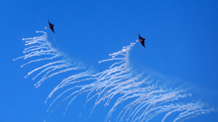 Avi&atilde;o militar sul-coreano lan&ccedil;a bombas por engano e deixa v&aacute;rios civis feridos