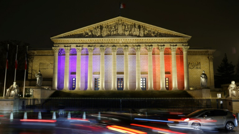 L&eacute;gislatives: d&eacute;bats &agrave; gauche pour Matignon, le feuilleton continue &agrave; droite, Attal &agrave; la relance