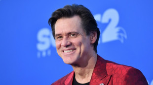 Rusia proh&iacute;be la entrada a cien canadienses, entre ellos el actor Jim Carrey