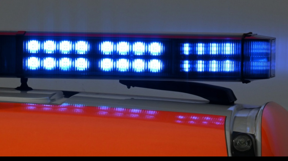 NRW: 18-j&auml;hriger Pkw-Fahrer stirbt nach Kollision mit Regionalbahn