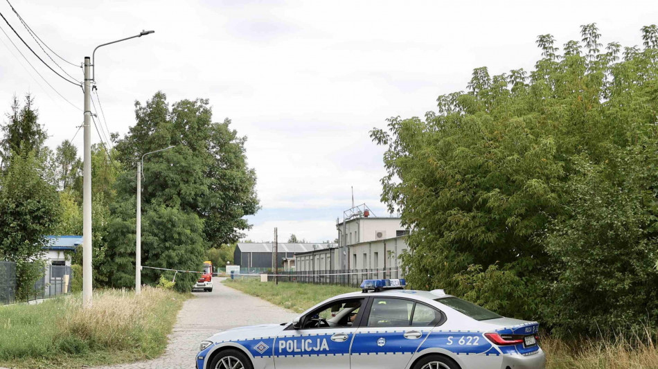  Arrestato 19enne per attacco con coltello in una scuola in Polonia, sette feriti 