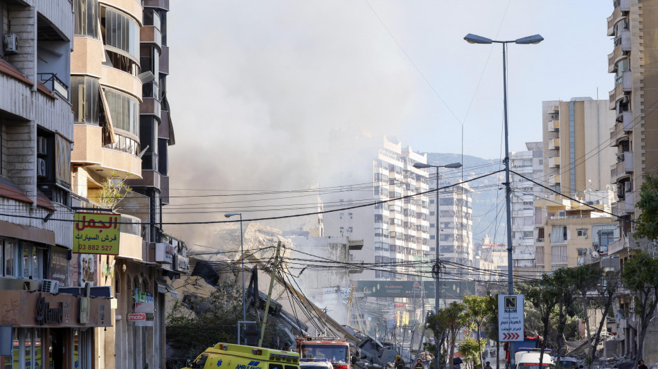  Croce Rossa, 'oltre 300 morti e feriti a Beirut per i raid israeliani' 