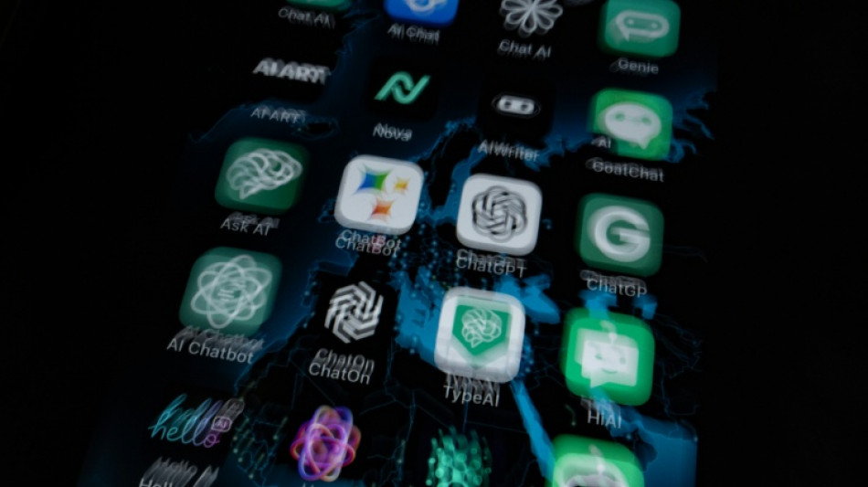 Umfrage: Etwa jeder sechste Smartphonebesitzer reinigt Ger&auml;t nie