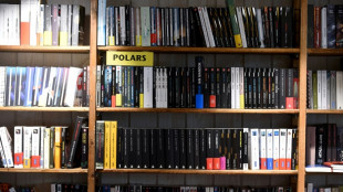 Les librairies doivent-elles servir des caf&eacute;s pour survivre?