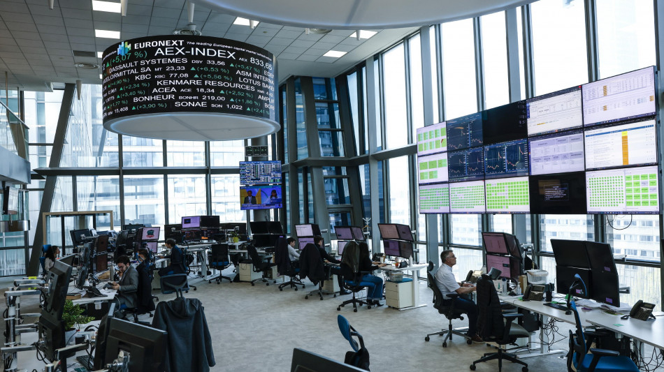  Borsa: l'Europa timida dopo Wall Street, in calo gas e petrolio 