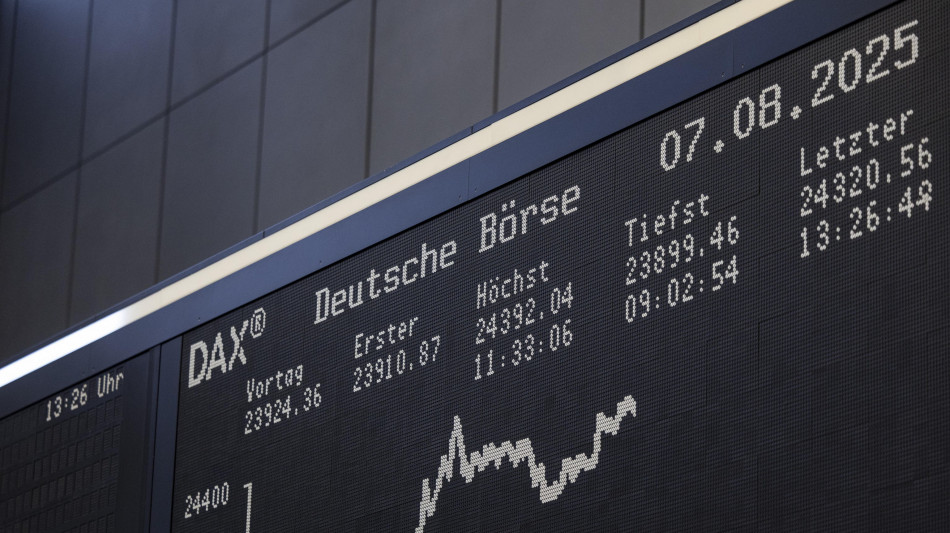 Borsa: l'Europa chiude in rialzo col petrolio, Francoforte +0,8%