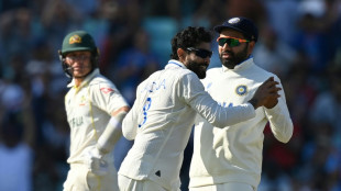 Sloppy Australia stay on top in WTC final despite Jadeja's double strike