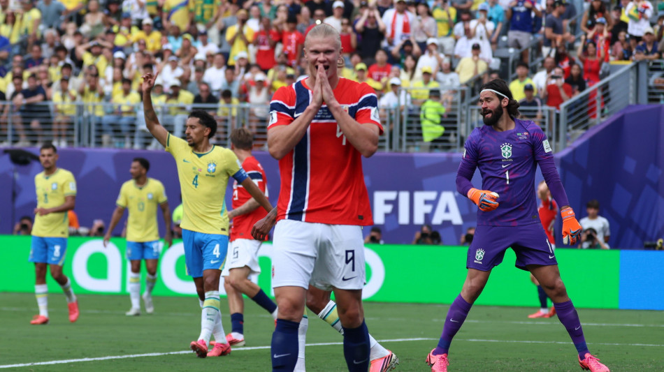  Mondiali: Haaland difende Mbapp&eacute; dopo rigore sbagliato, 'aspettare 5' e' troppo' 