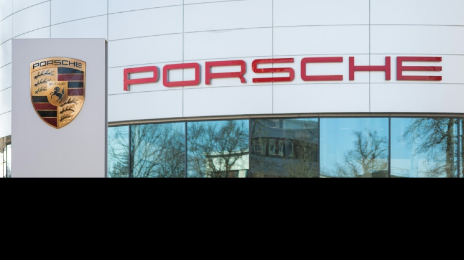  Porsche va licencier la majorité des employés de sa filiale de batterie, selon les syndicats 
