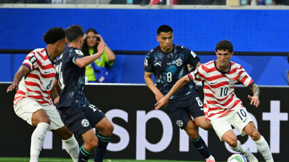  Pulisic descarta les&atilde;o grave ap&oacute;s ser substitu&iacute;do na vit&oacute;ria sobre o Paraguai 