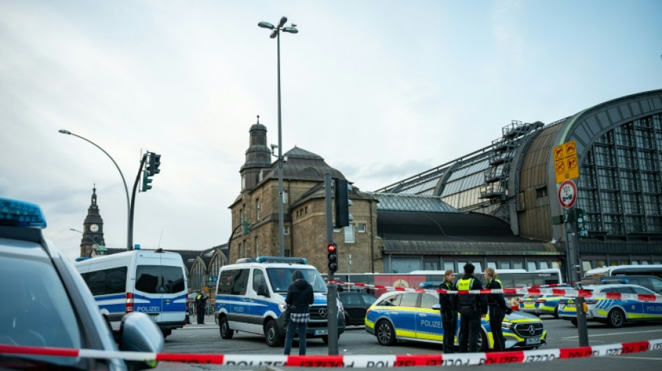 Polizeigewerkschaft will mehr Befugnisse an Bahnh&ouml;fen - Dobrindt f&uuml;r mehr Eins&auml;tze