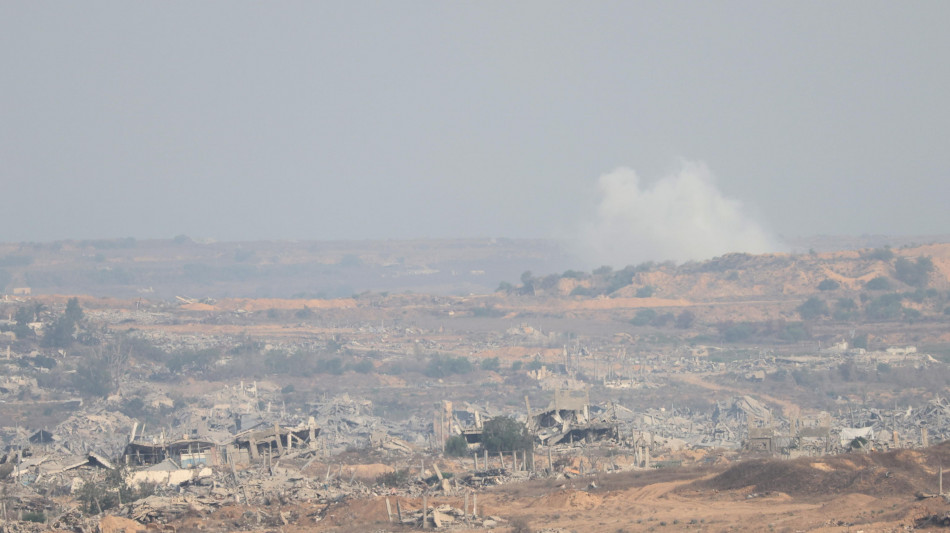  Protezione civile,'intensificati i raid di Israele su Gaza City' 