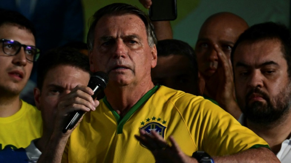 Bolsonaro diz a apoiadores no Rio que Musk 'preserva' a liberdade de express&atilde;o