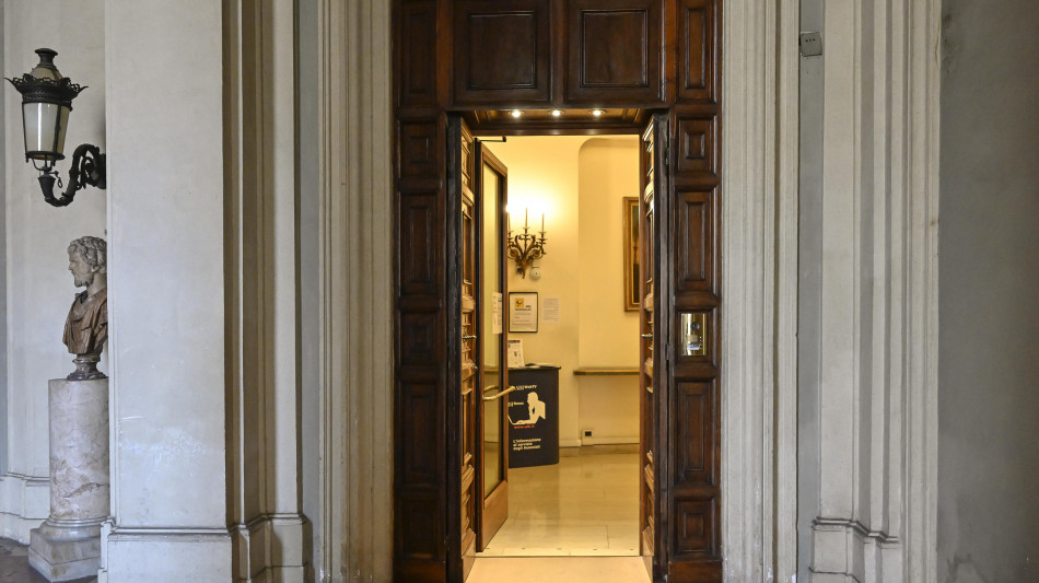  Abi, ad aprile prestiti ancora in aumento per famiglie e imprese 