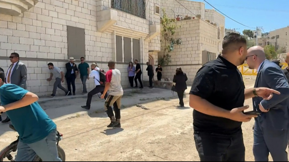Tollé après des tirs israéliens pendant une visite de diplomates en Cisjordanie