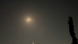 Isra&euml;l reste en &eacute;tat d'alerte apr&egrave;s l'attaque sans pr&eacute;c&eacute;dent de l'Iran