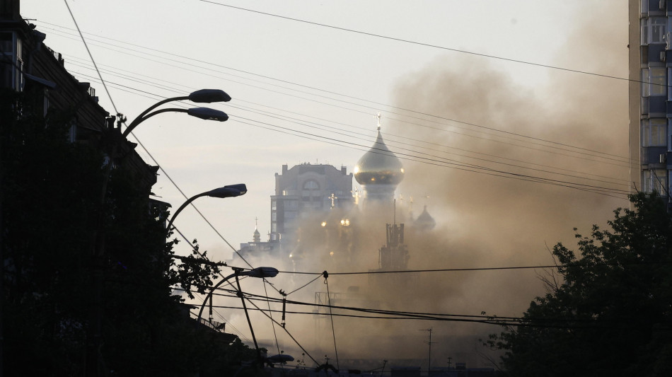 Pioggia di bombe su Kiev e l'Ucraina, 5 morti e decine di feriti