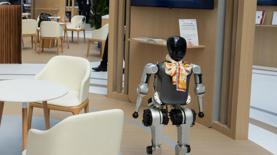  Pronto il robot-specchio per instaurare legami tra sconosciuti 