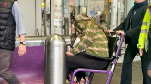 In Indonesien zum Tode verurteilte britische Gro&szlig;mutter zur&uuml;ck in der Heimat