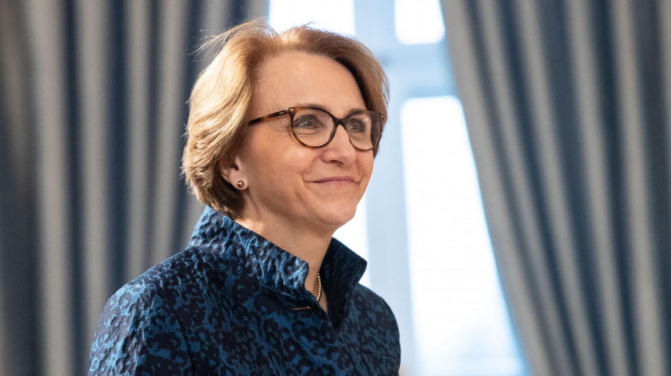  Rapporti bilaterali e sfide comuni, l'ambasciatrice di Francia Desc&ocirc;tes al Forum ANSA 