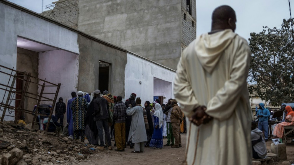 Senegal elege novo presidente ap&oacute;s anos de crise