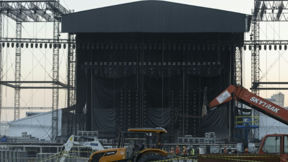  Un technicien meurt lors du montage du concert de Shakira &agrave; Rio 