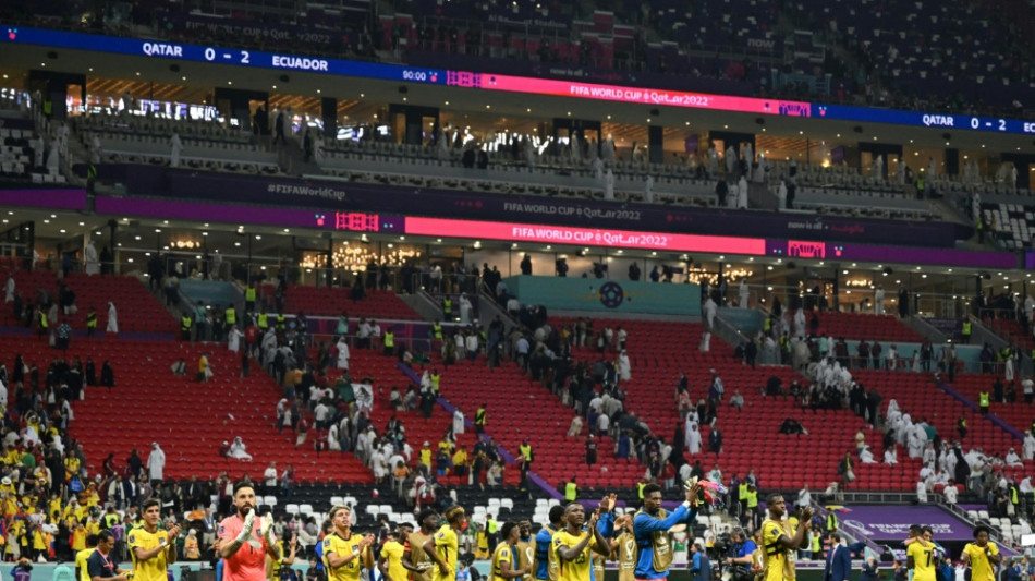 Verwunderung &uuml;ber "Fan-Flucht" bei WM-Auftakt