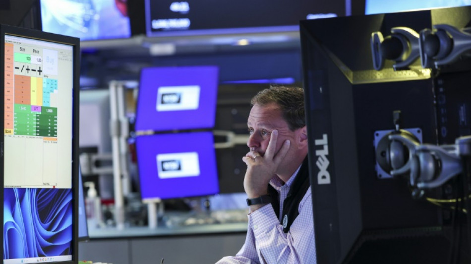 Wall Street termine en hausse, mais la tech faiblit
