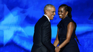 Michelle et Barack Obama font chavirer la convention d&eacute;mocrate