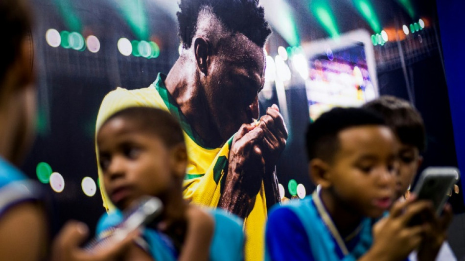 El "gol" de Vin&iacute;cius Jr para educar en Brasil