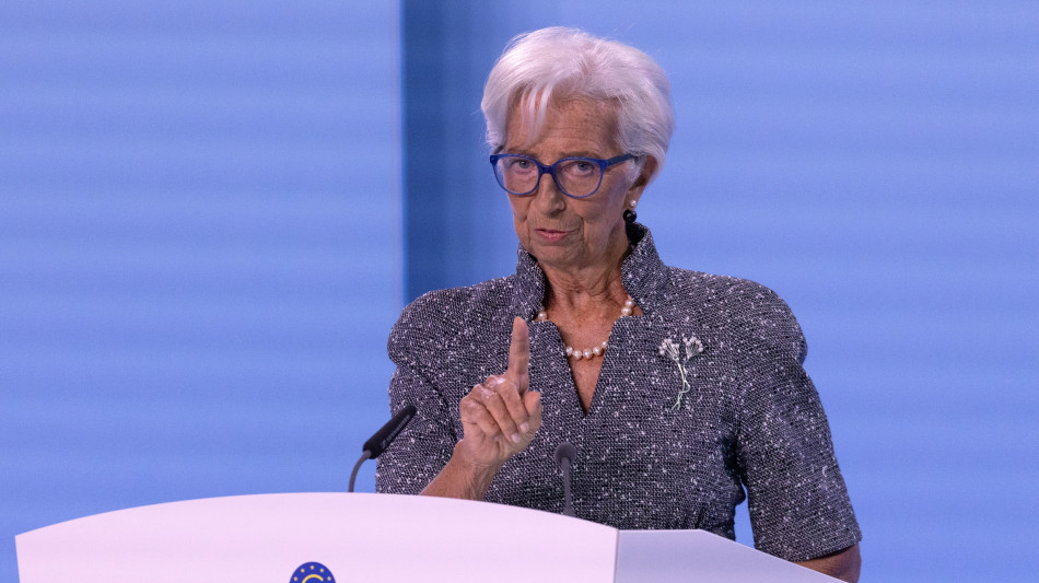 Lagarde, 'coraggio? Bce non &egrave; soggetta a pressioni politiche'