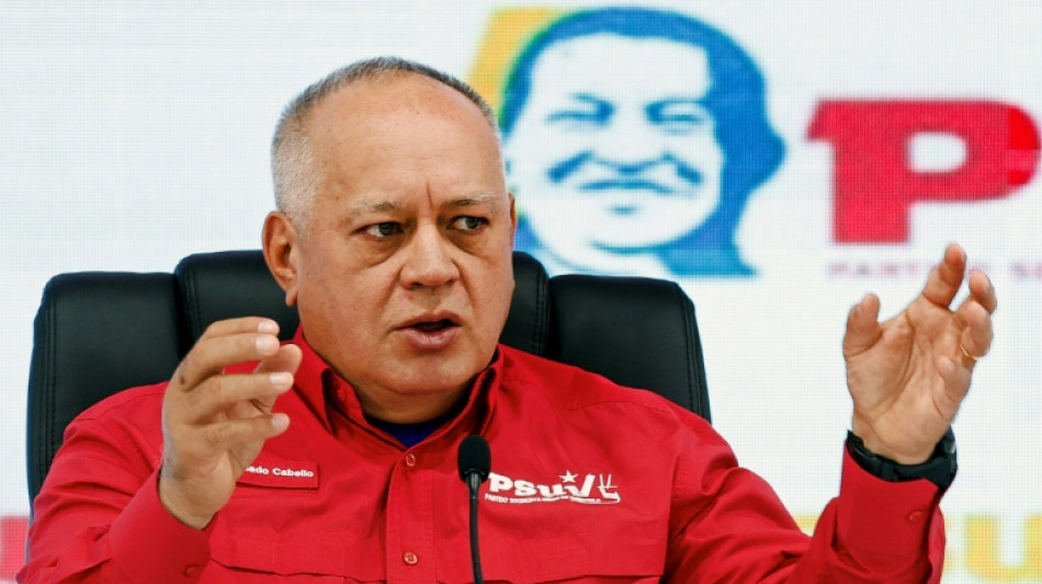 Venezuela colocou armas 'nas m&atilde;os do povo' diante de amea&ccedil;as dos EUA, diz ministro