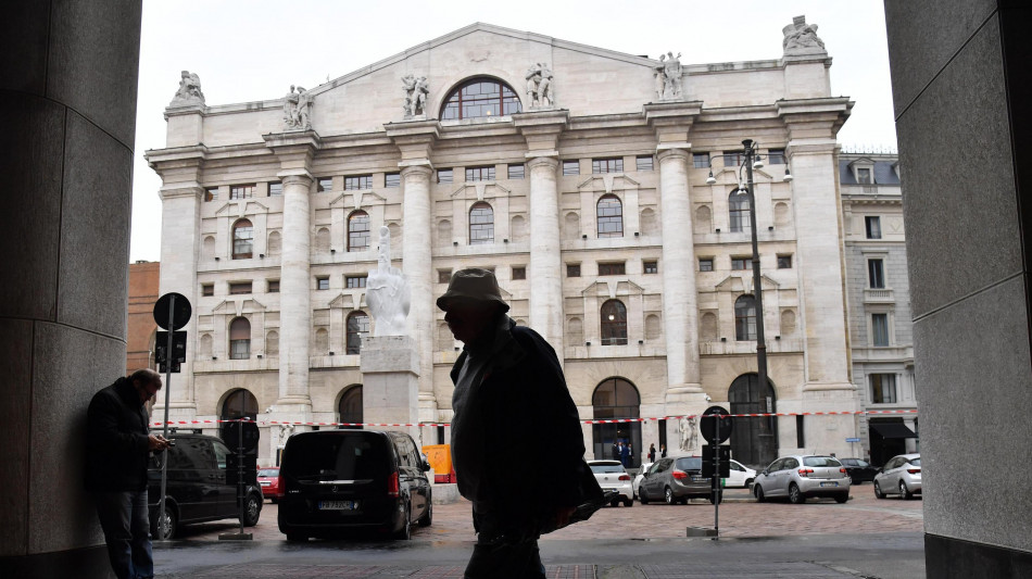 Borsa: listino in rosso a Milano (-1,15%), pesano Stm e Prysmian