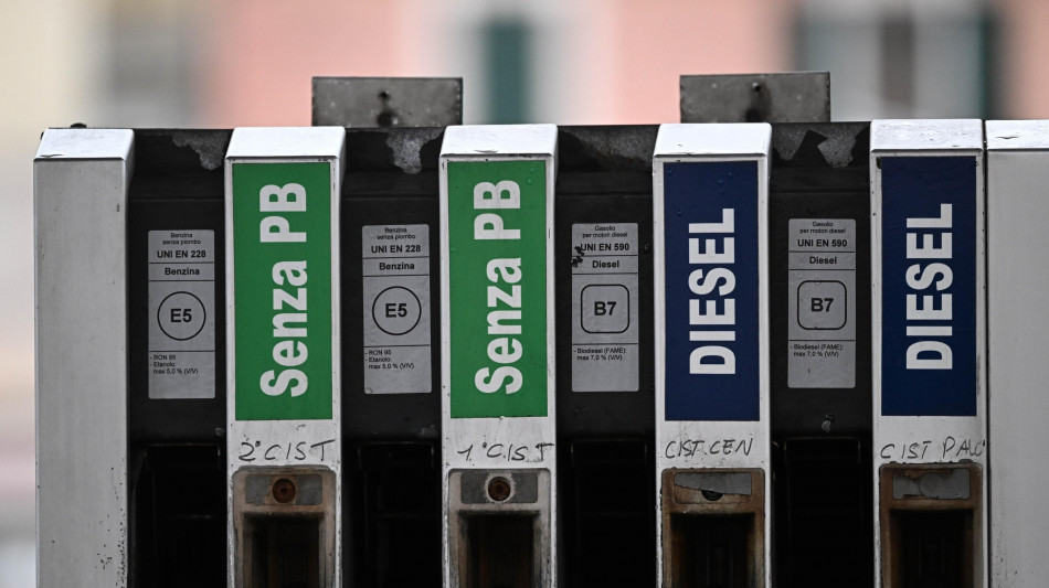 Continua il rialzo del prezzo del gasolio, in autostrada 2,178 euro al litro