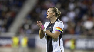 DFB-Frauen weiter mit Regenbogen - FIFA-Kapit&auml;nsbinde bei WM