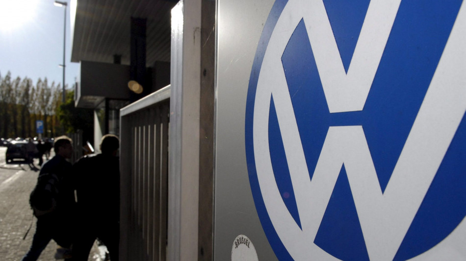  Media, Vw disdice quasi tutti i contratti collettivi 