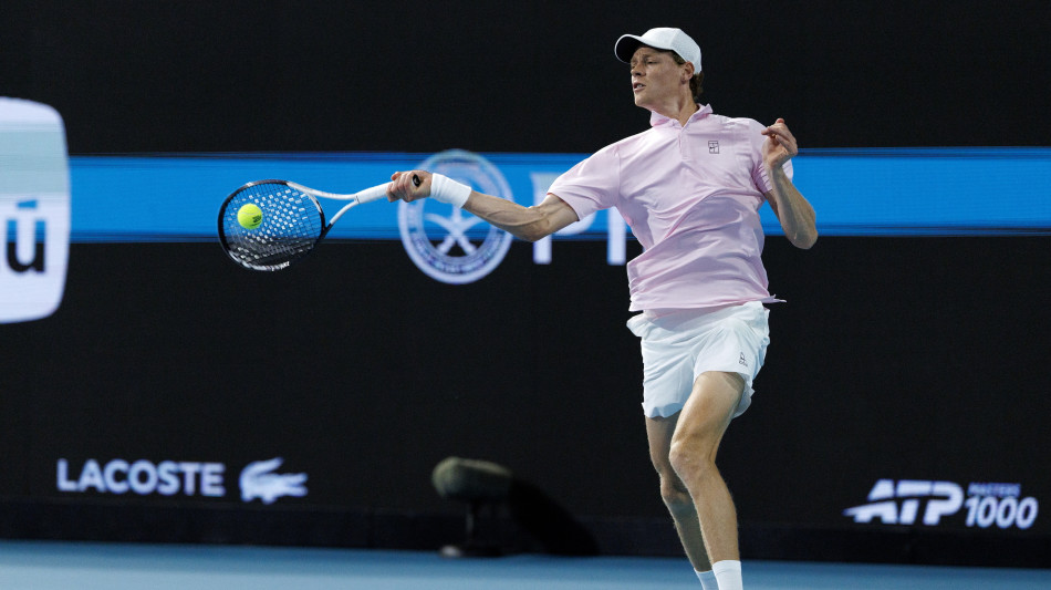  Tennis: Miami, Sinner batte 6-1 6-4 il francese Moutet e va agli ottavi 