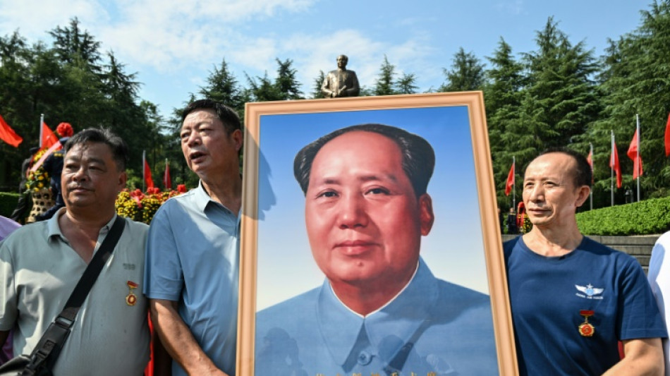  'Long live Chairman Mao': Supporters pay respects to founder of Communist China 