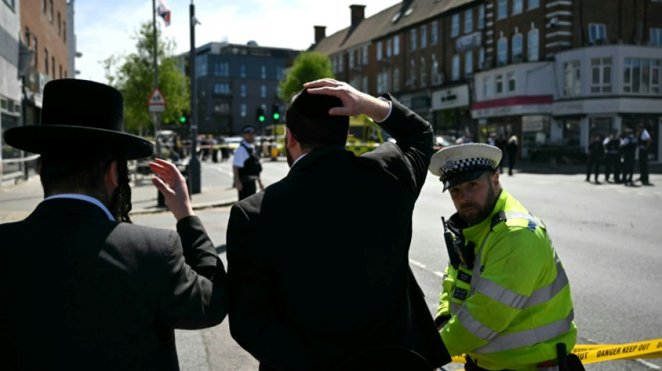  Deux hommes juifs bless&eacute;s dans une attaque au couteau &agrave; Londres, un suspect arr&ecirc;t&eacute; 