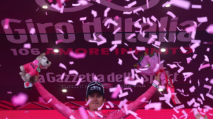 Thomas holds pink jersey as Giro set for 'super close' finale