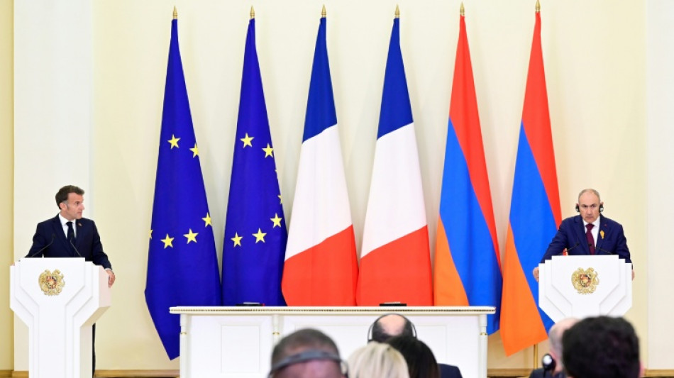  Macron et Pachinian scellent un accord renfor&ccedil;ant les liens entre Paris et Erevan  